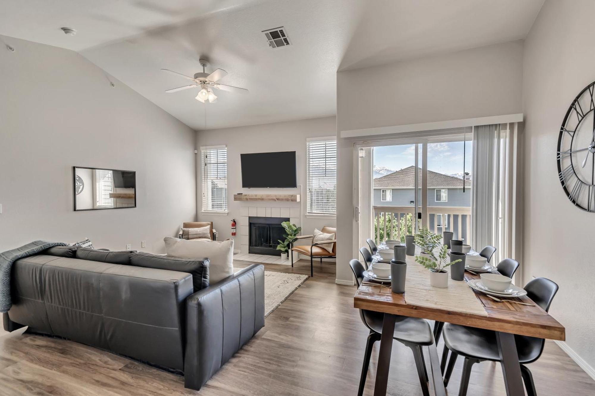 Mountain View By Cloud Dream Homes Clearfield Exterior photo